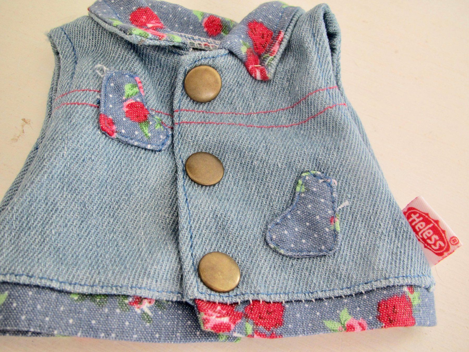 Poupées: GLLET JEANS HELESS POUR POUPEE – D'occasion à Murten par Selliot