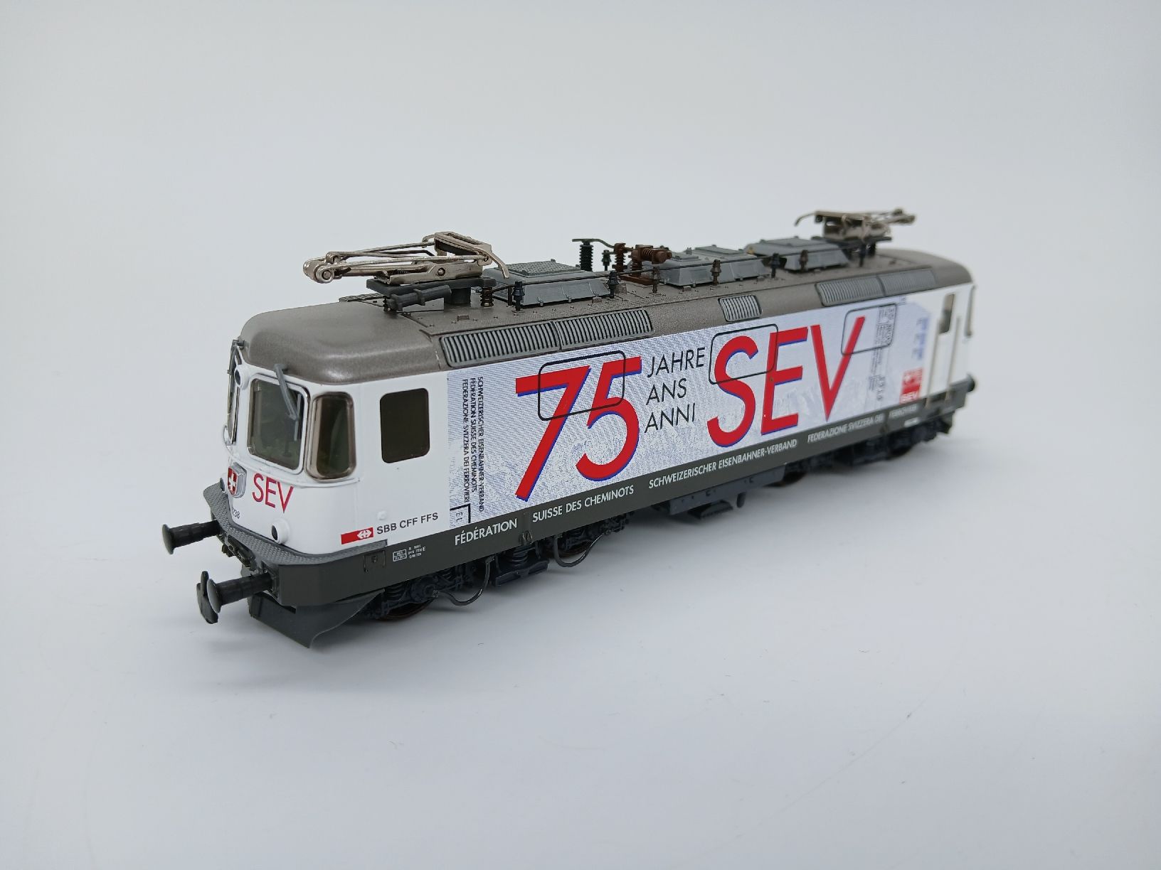 Hag Modellini di ferrovie: HAG 089 Re 4/4 SBB SEV – Difettoso da Interlaken venduto da F.Loco 1