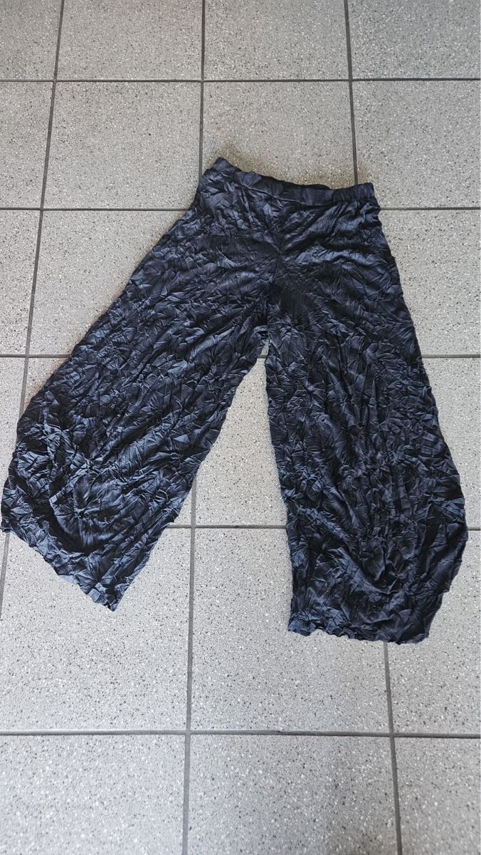 Pantalons: Hose Luukaa – Neuf (Voir description) à Birrwil par Annaluna