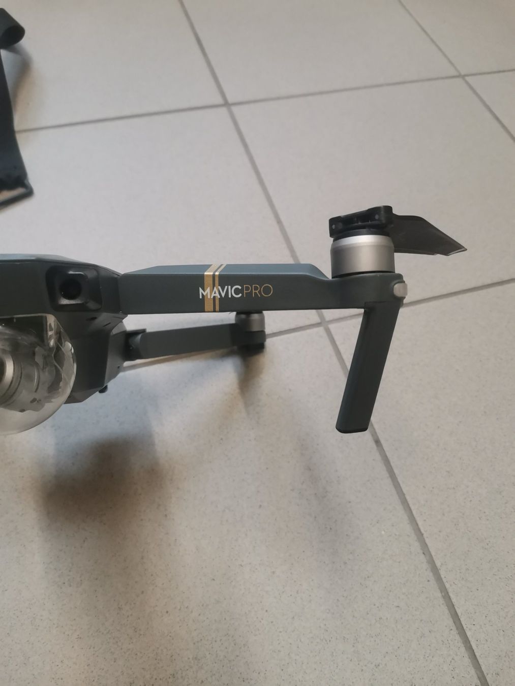 DJI Modellismo RC: Drohne DJI Mavic Pro mit Koffer gebraucht – Usato da Winterthur venduto da Deins_8j77 2