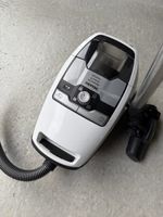 Miele Blizzard CX1 Parquet PowerLine Staubsauger gebraucht