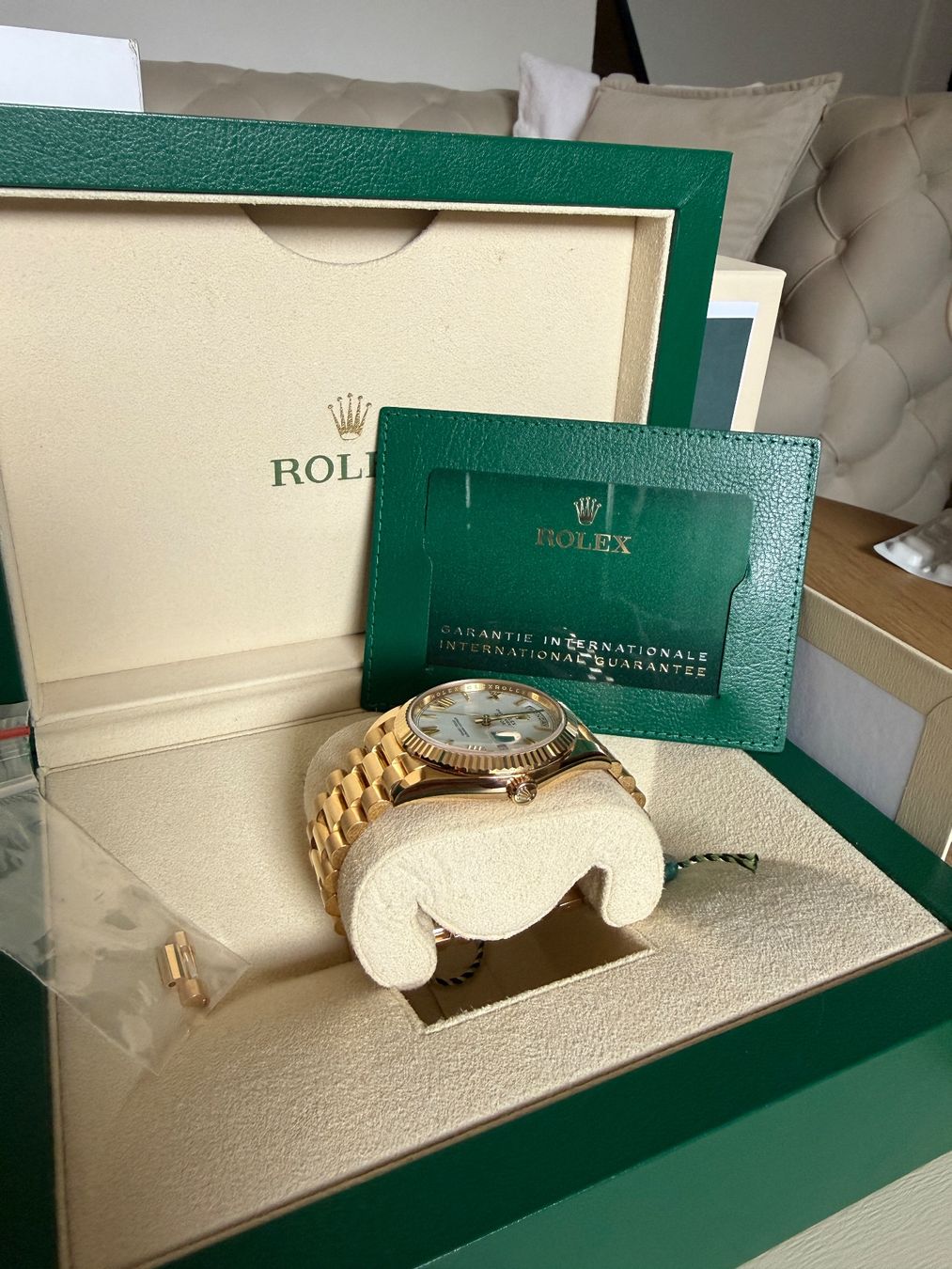 Rolex Orologi: Rolex Day-Date 40 Fullset Neu – Nuovo (secondo la descrizione) da Laufenburg venduto da mcd_7qcw 7