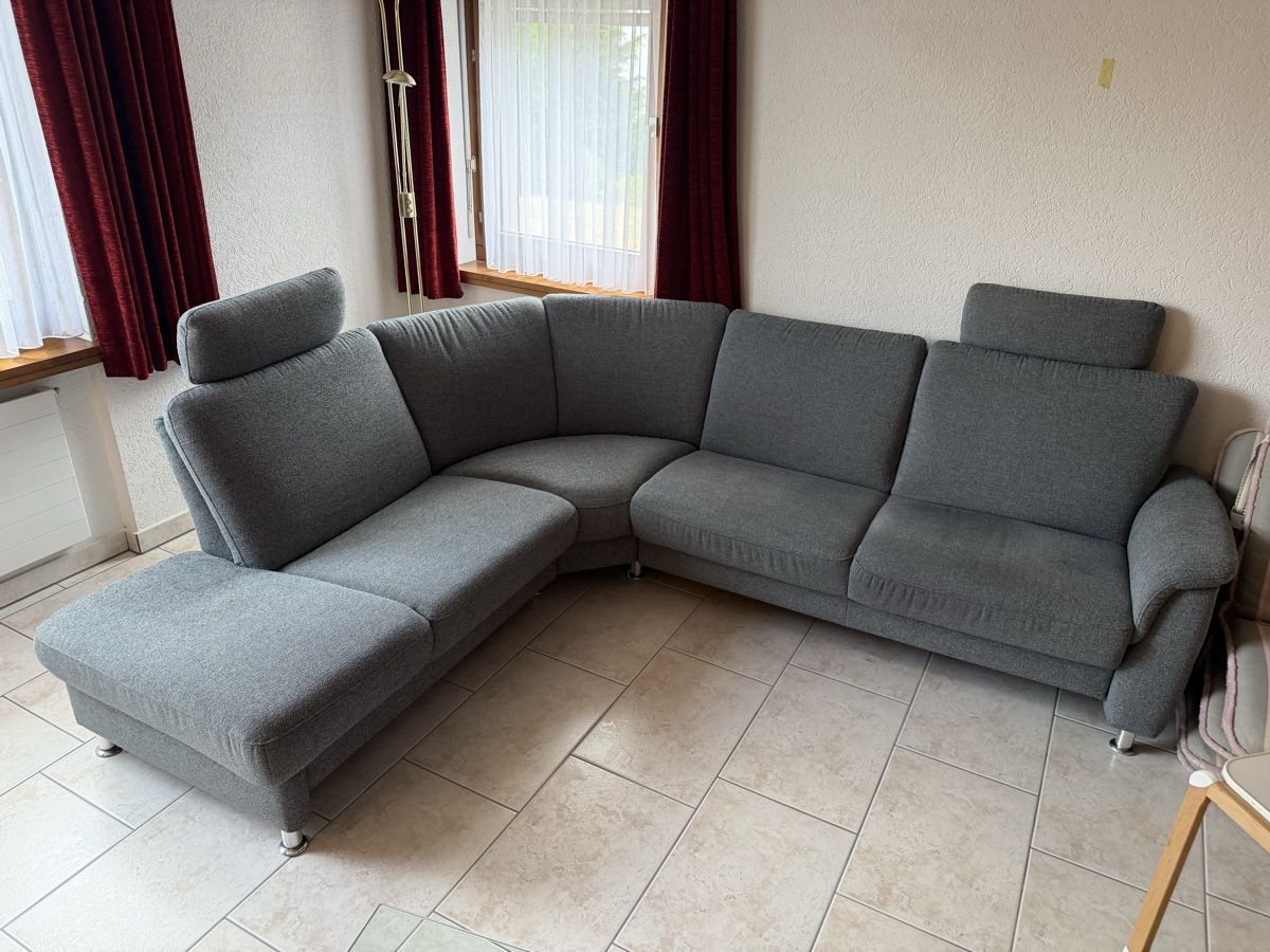 Sofas: Schönes Sofa ab 1.- CHF – Gebraucht aus Flawil von Scro_