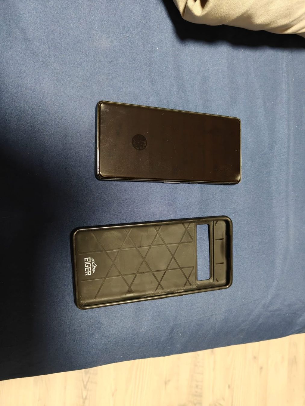 Google Handys / Smartphones: Google Pixel 7 Pro Schwarz + Eiger Schutzhülle – Gebraucht aus Recherswil von kau_td6d 6