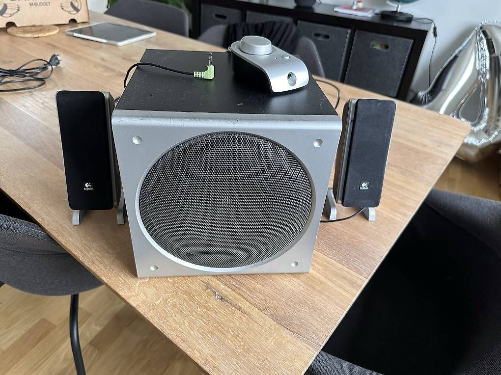 Casse acustiche: Enceinte logitech Z3 type 2.1 – Usato da Fribourg venduto da bmz3