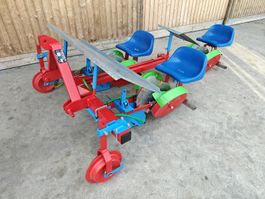 Pflanzmaschine 3- Reihig mit Sitzplätzen neuwertig