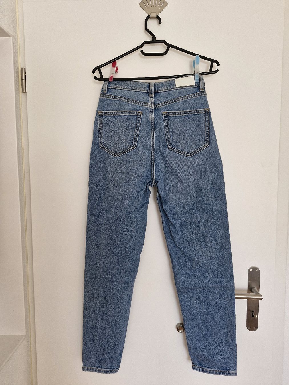 C&A Jeans: High Waist Mom Jeans, Grösse 34 – Usato da Maienfeld venduto da Bounty2016 3