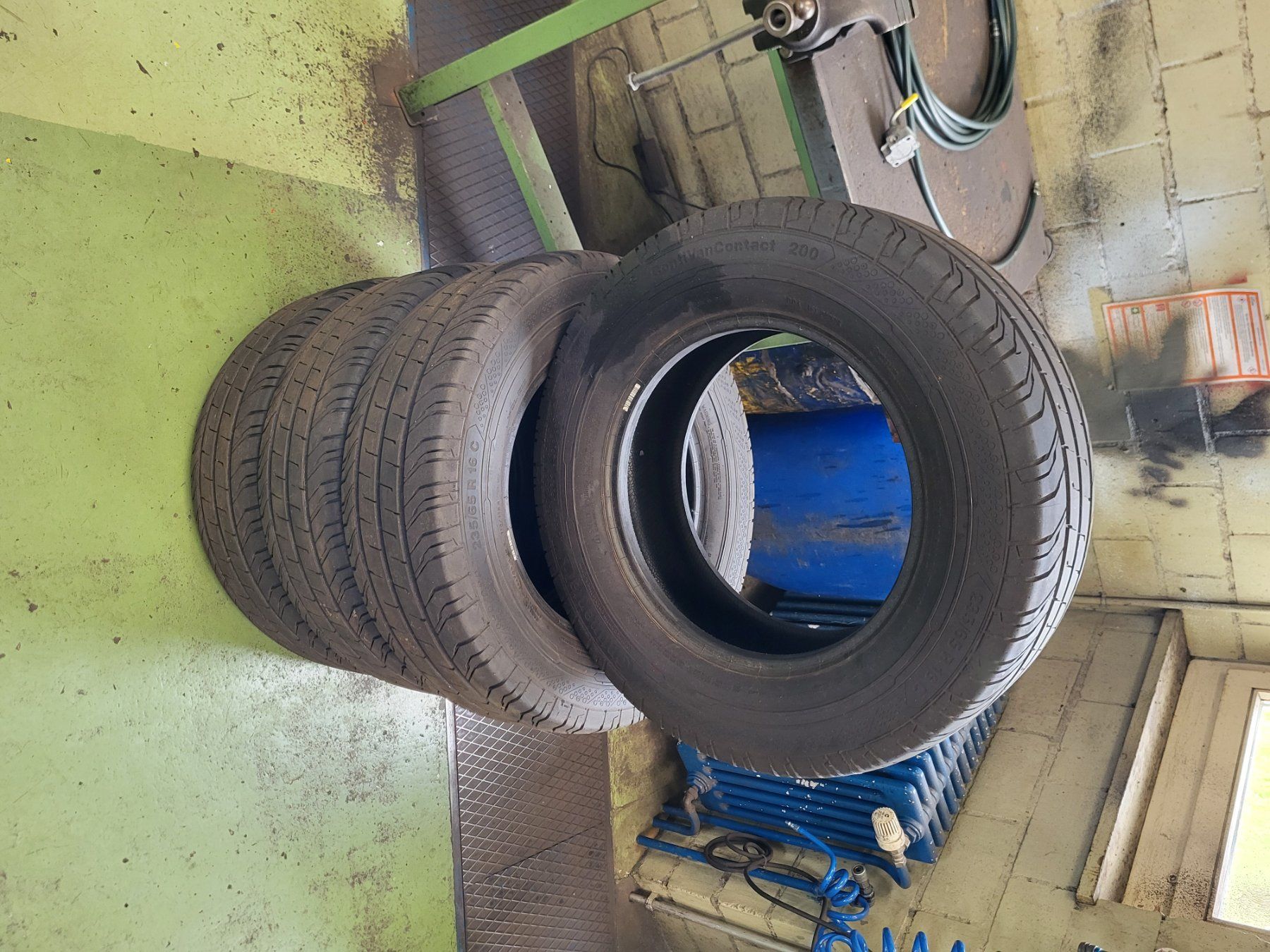 Pneumatici & Ruote complete: Reifen 235/65 R16C – Usato da Lyssach venduto da Lornfz