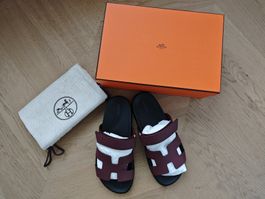 HERMÈS Sandalen Chypre Rouge H