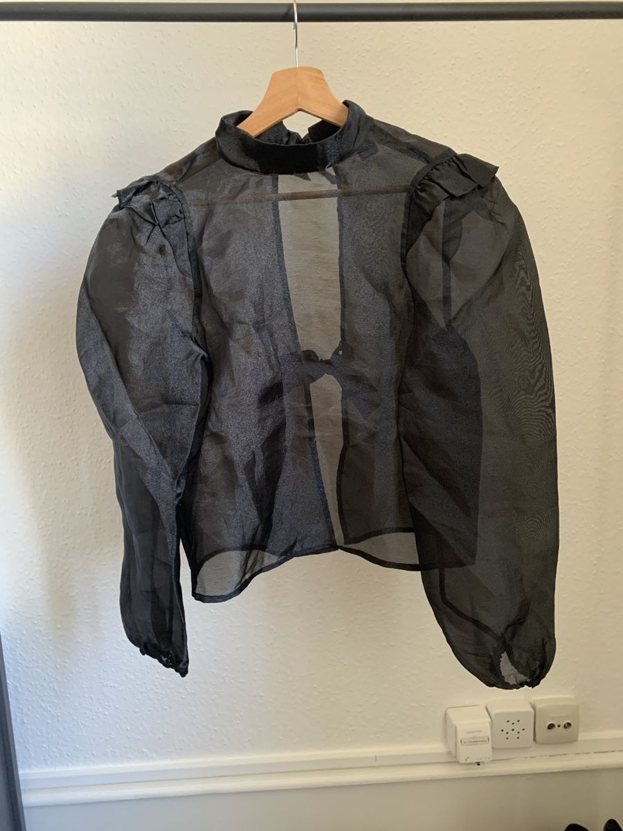 Monki Top: Blouse noire transparente Monki – Nuovo e nell'imballaggio originale da Genève venduto da rez_c6c6