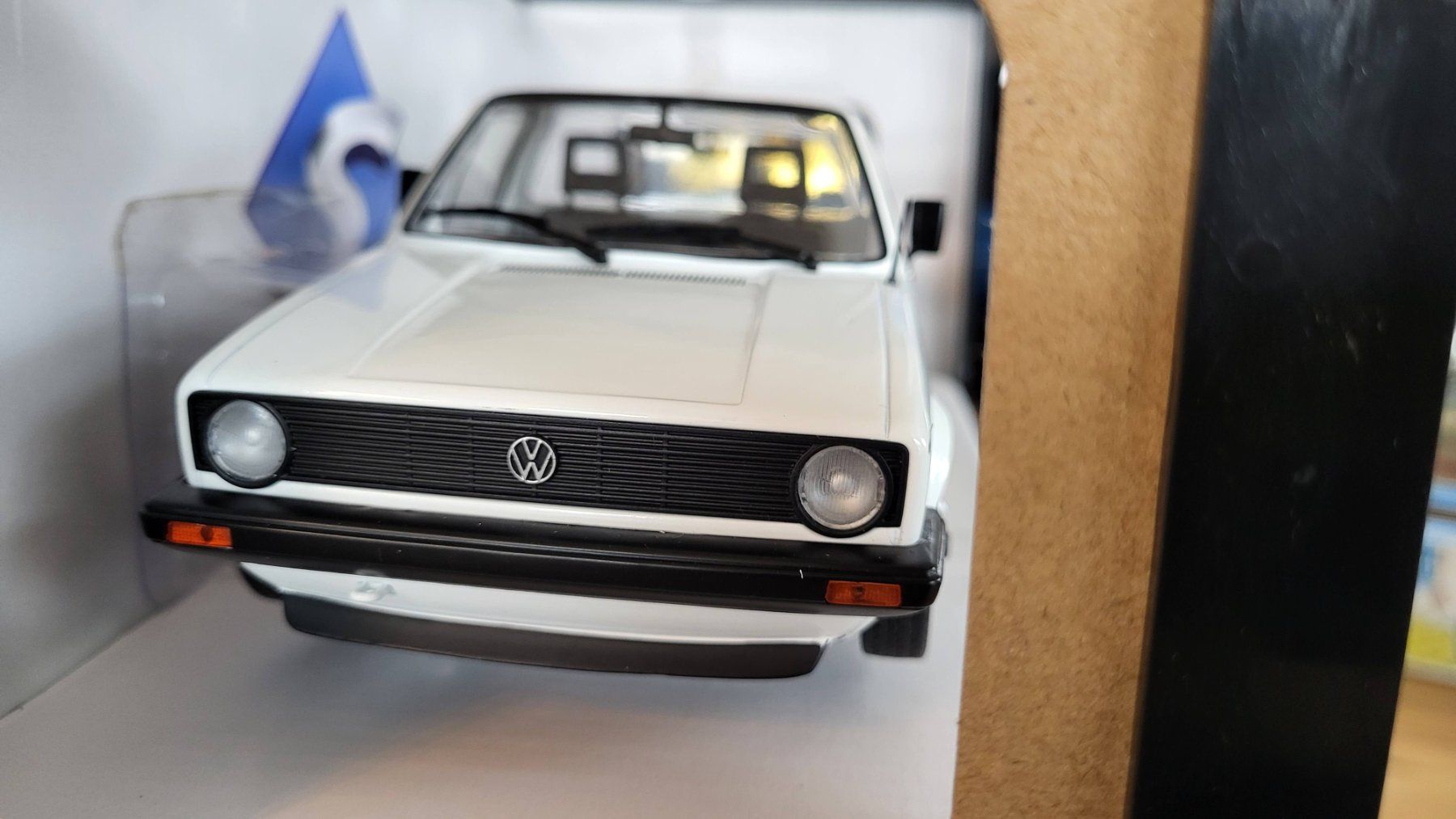 Solido Modellini d'auto: Volkswagen Caddy 1:18 Solido – Usato da Rothrist venduto da Juana5 1