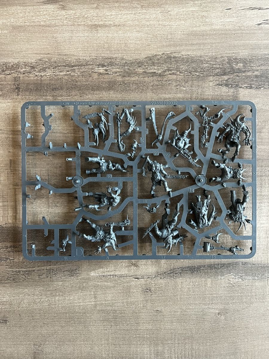 Giochi: Warhammer 40k/Horus Heresy Gussrahmen/Bits Set 5 – Usato da Othmarsingen venduto da stephiesheena 4