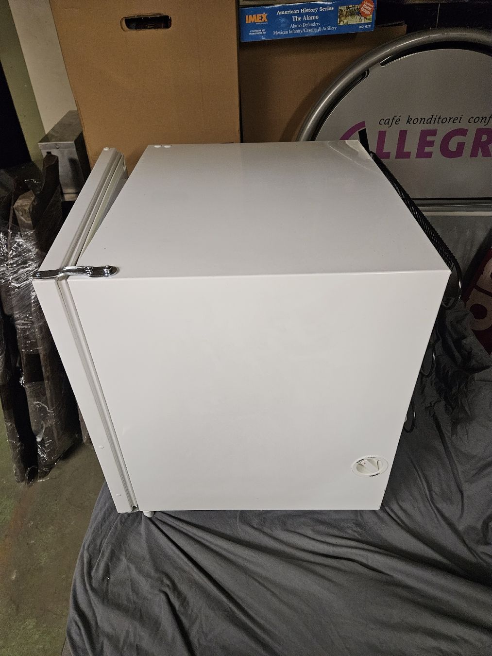 Congelatori: Electrolux FB 50 I Kuehlschrank weiss gebraucht – Usato da Rorschach venduto da TimelessTrading 1