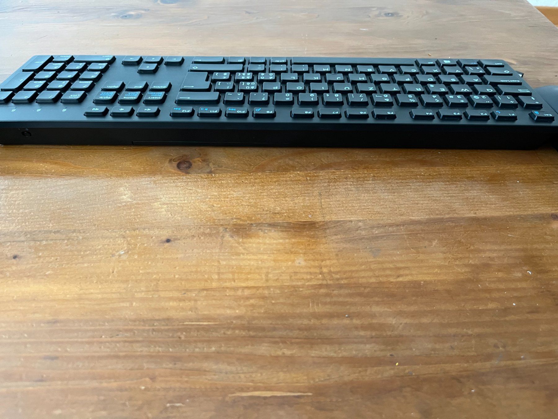 Dell Claviers: Dell Wierless Tastatur und Maus – D'occasion à Winterthur par fla_hwg8 1