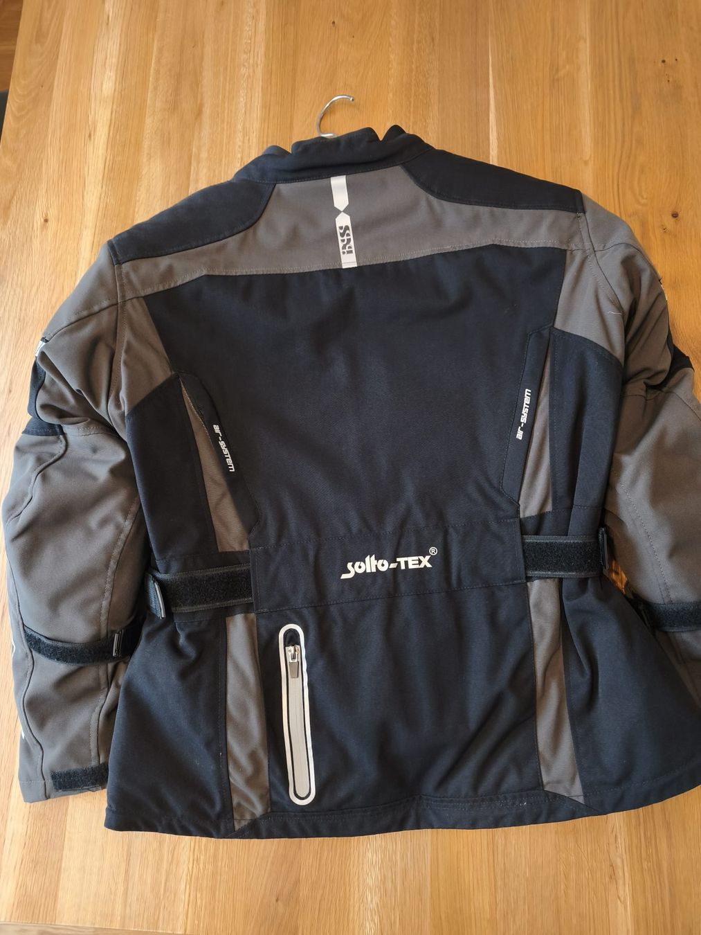 IXS Jacken: Motorradjacke IXS Neuwertig.  – Neu (gemäss Beschreibung) aus Adliswil von Romanista1927 2