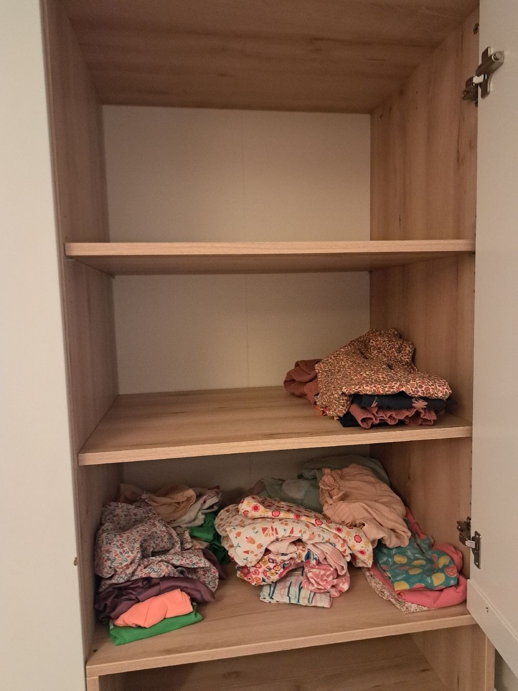 Schränke: Kinderkleiderschrank Geuther – Gebraucht aus Kerzers von sar_yv5s 2