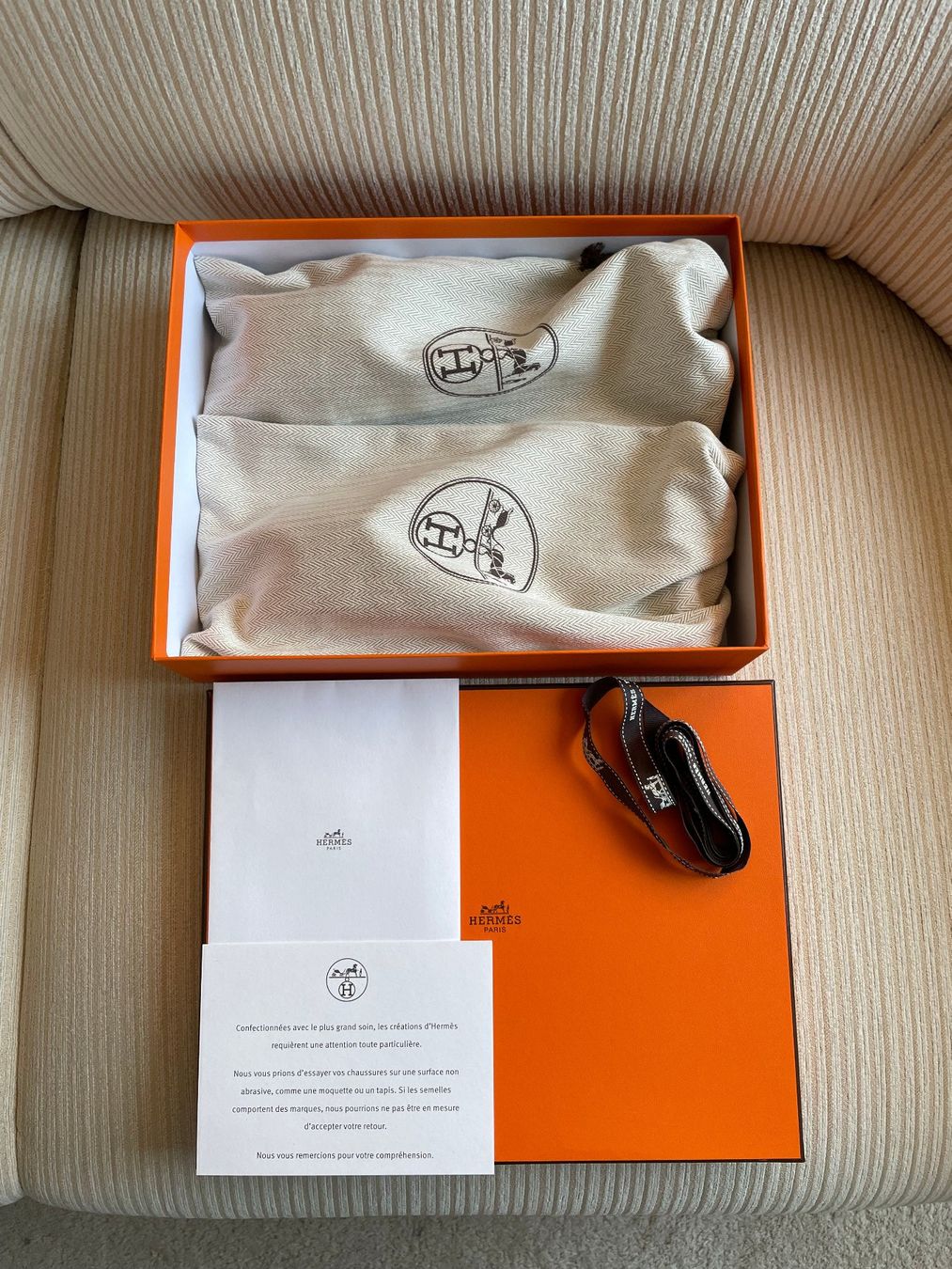 Hermès Damenschuhe: HERMÈS Sandalen Oran (Gr. 36) – Gebraucht aus Zürich von  6
