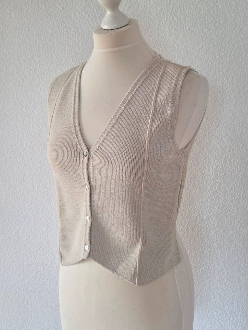 Zara Camicette: Bluse Beige Zara – Nuovo (secondo la descrizione) da Wängi venduto da Bibo4. 5