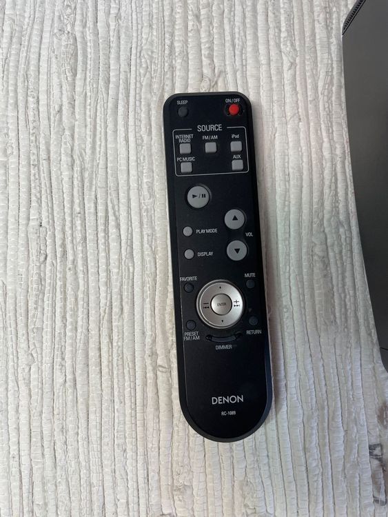 Denon S32 und iPod Dock Kaufen auf Ricardo