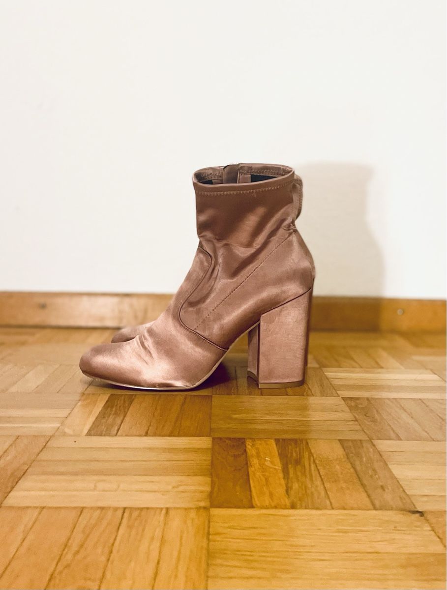 Scarpe da donna: Stiefeletten Steve Madden Gr. 38 – Usato da Horn venduto da Jronimo