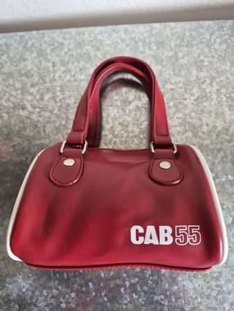 GAB 55 Handtasche Mini in Rot, neuwertig, Vintage-Stil