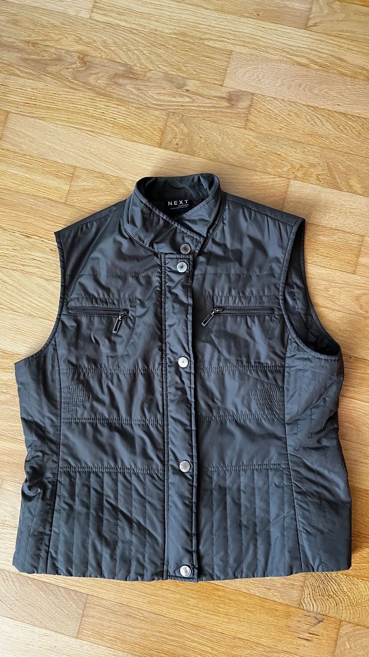 Next Gilet & Giacche senza maniche: Next Damenweste, Grösse 40 – Nuovo (secondo la descrizione) da Küsnacht ZH venduto da Gila1983