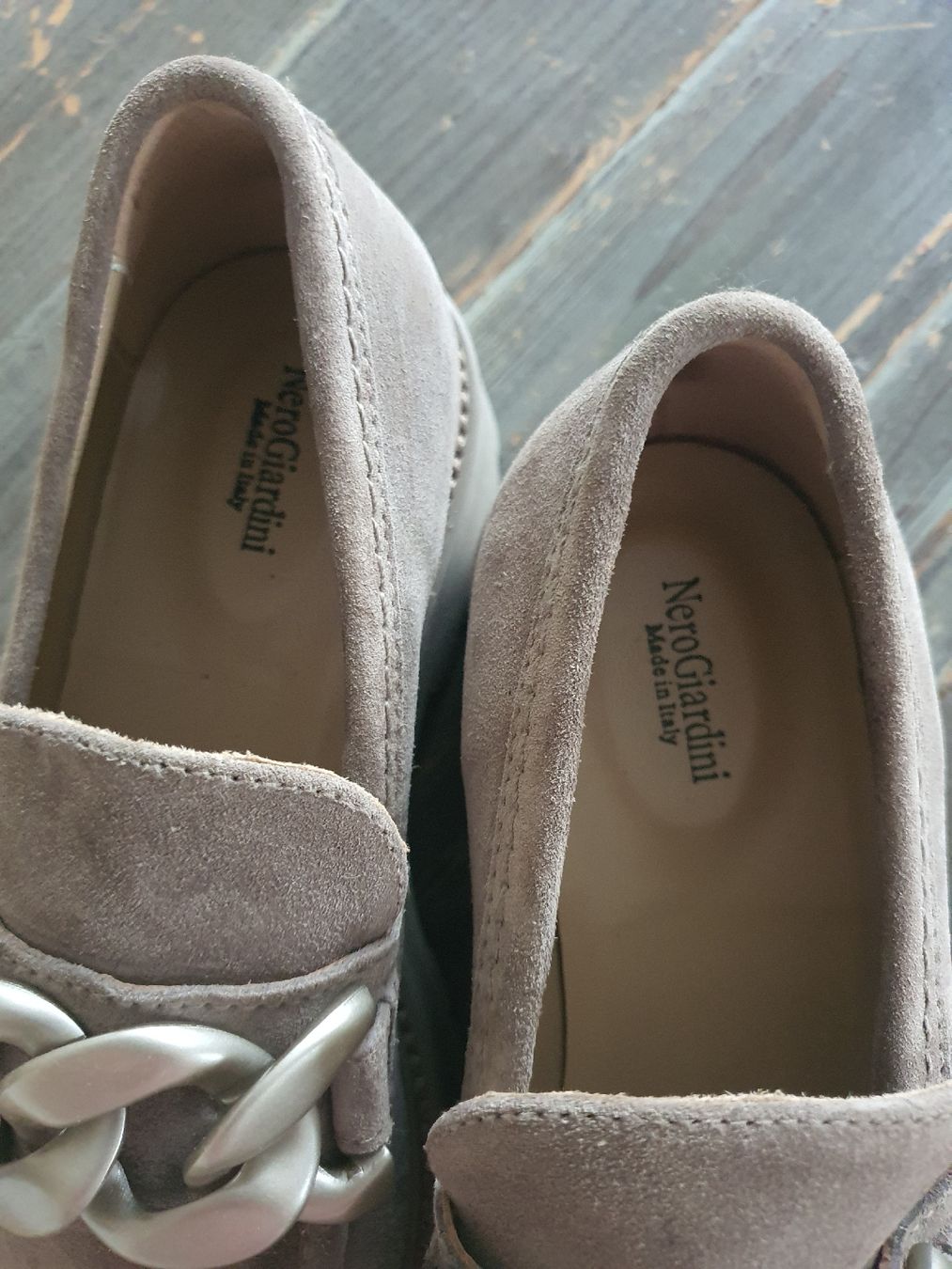 Damenschuhe: Nero Giardini Wildleder Loafer Kette Gr.36 – Neu (gemäss Beschreibung) aus Hagendorn von 0tello68 1