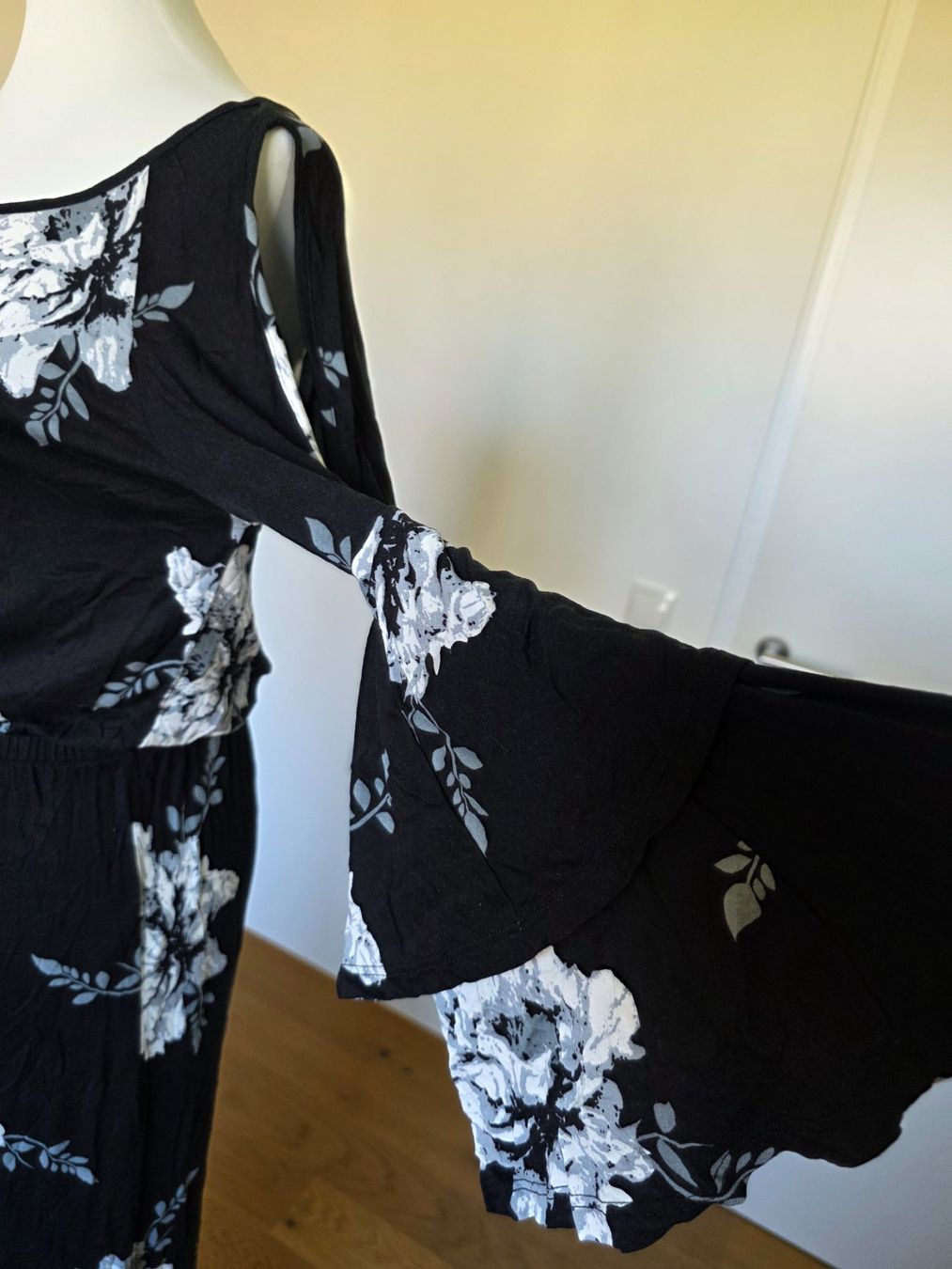 Lascana Vestiti: Kleid lang Gr.38 – Usato da Altstätten SG venduto da Calendula-7 2