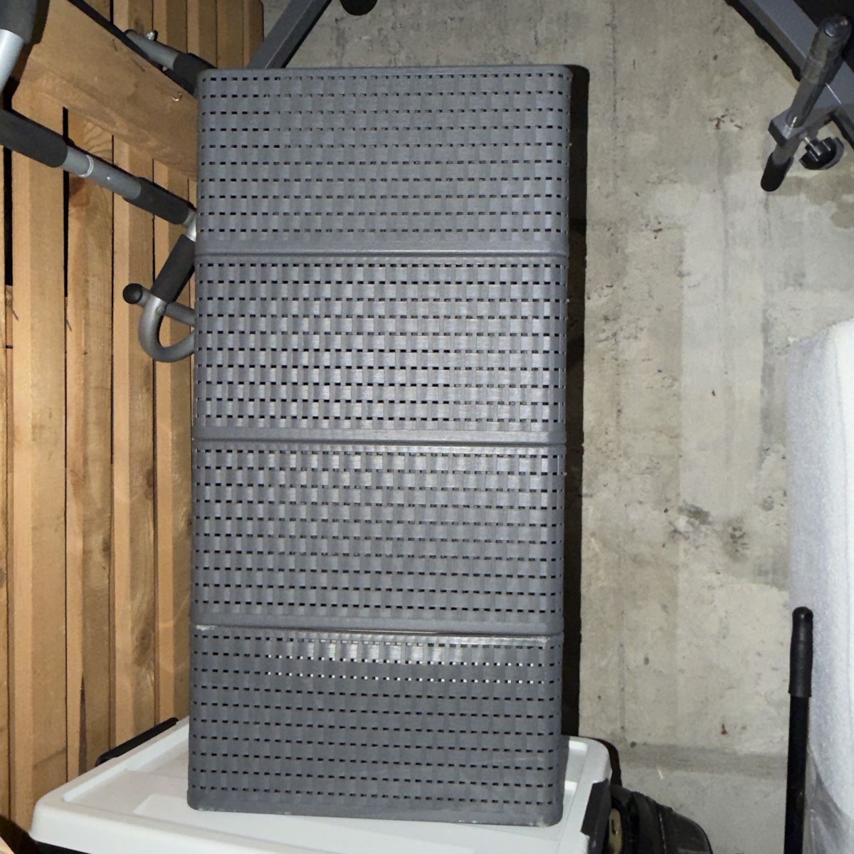 Rotho Sonstiges für Haushalt & Wohnen: Paniers Rotho 28L set de 4 – Gebraucht aus Vevey von diogodasilva_ 2