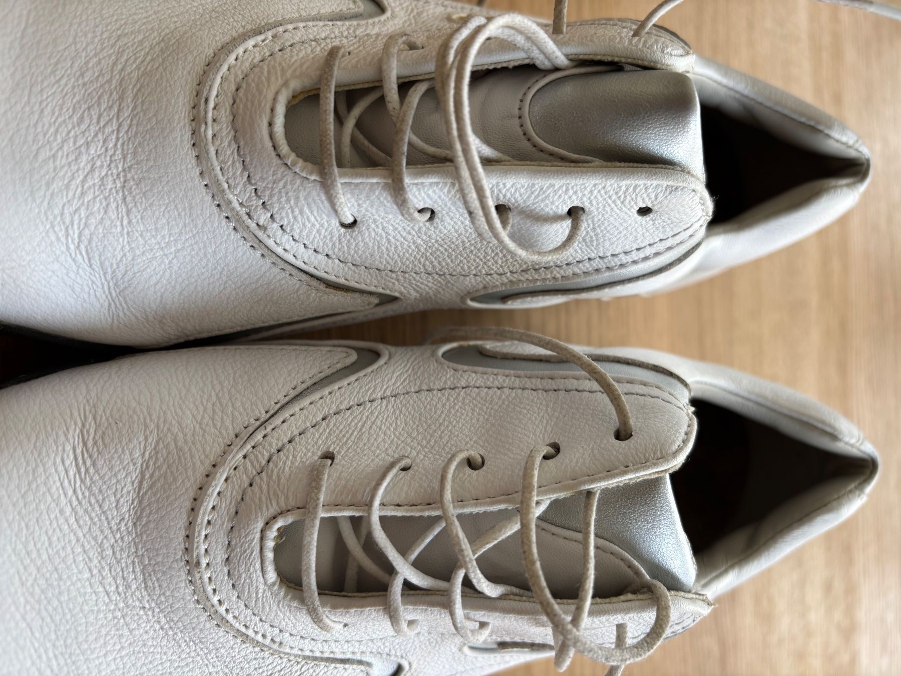 Scarpe da donna: Footjoy, chaussures de golf, taille 40, comme neuve – Usato da lausanne venduto da beauxproduits 3