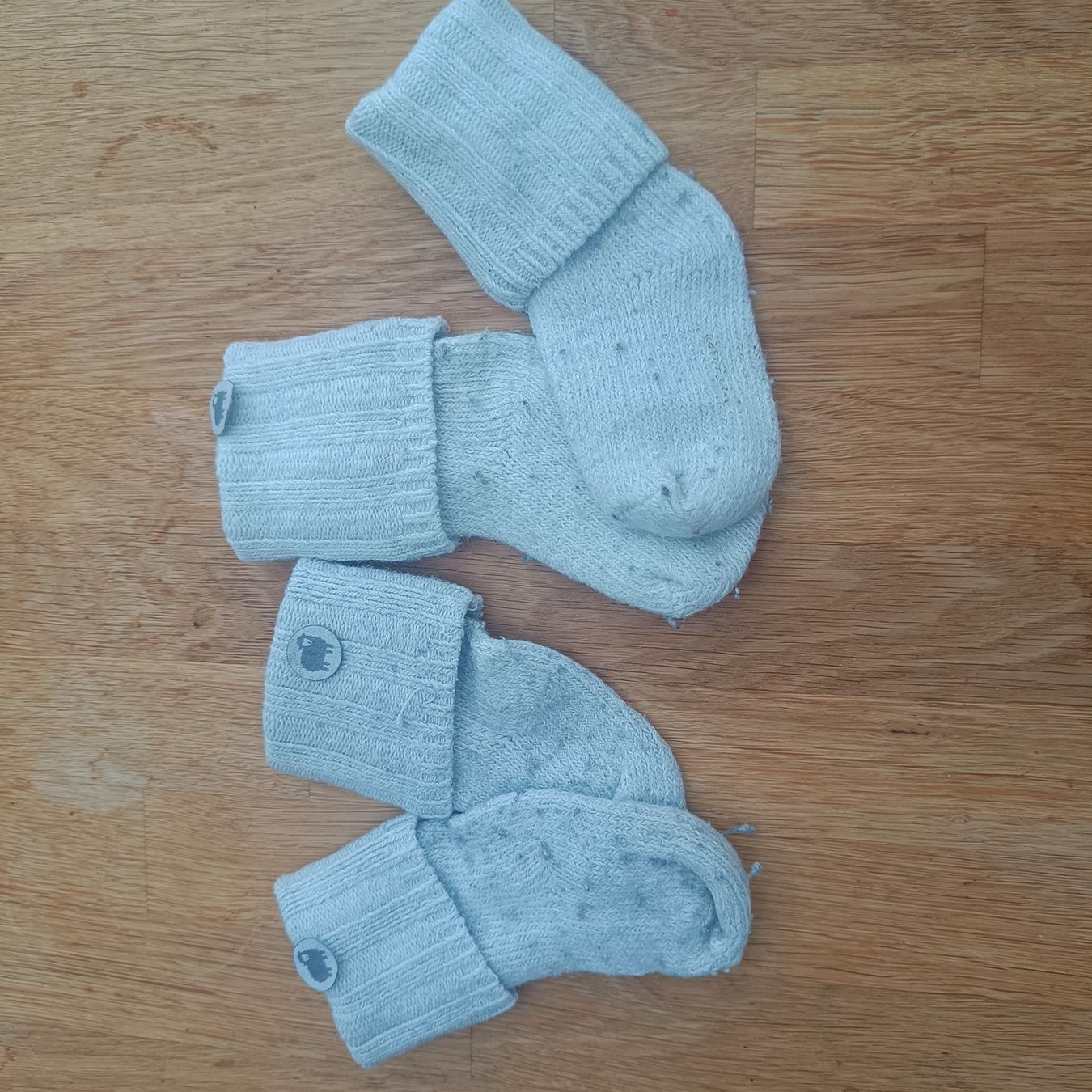 Calze per bambini: Socken Schafwolle Grösse 15-18 – Usato da Jaberg venduto da urig17.
