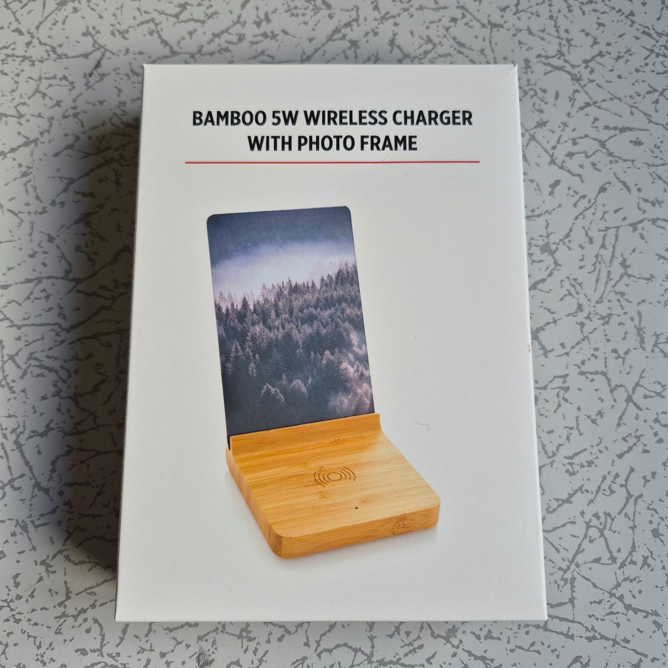 Caricabatterie: Bambus Wireless Charger mit Fotorahmen – Usato da Gunzwil venduto da Wuuschu