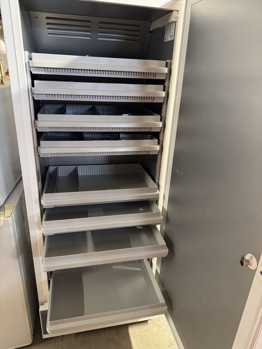 Réfrigérateurs: Labor Kühlschrank (Kirsch) Nr 9 – D'occasion à Dübendorf par Brocki_West 2
