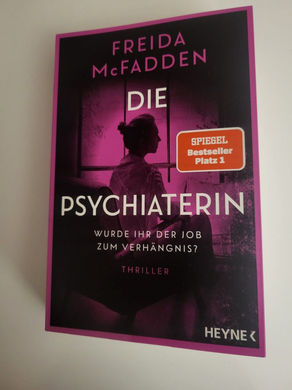 Bücher: Buch Die Psychiaterin Freida McFadden – Gebraucht aus Grüsch von Marianna05