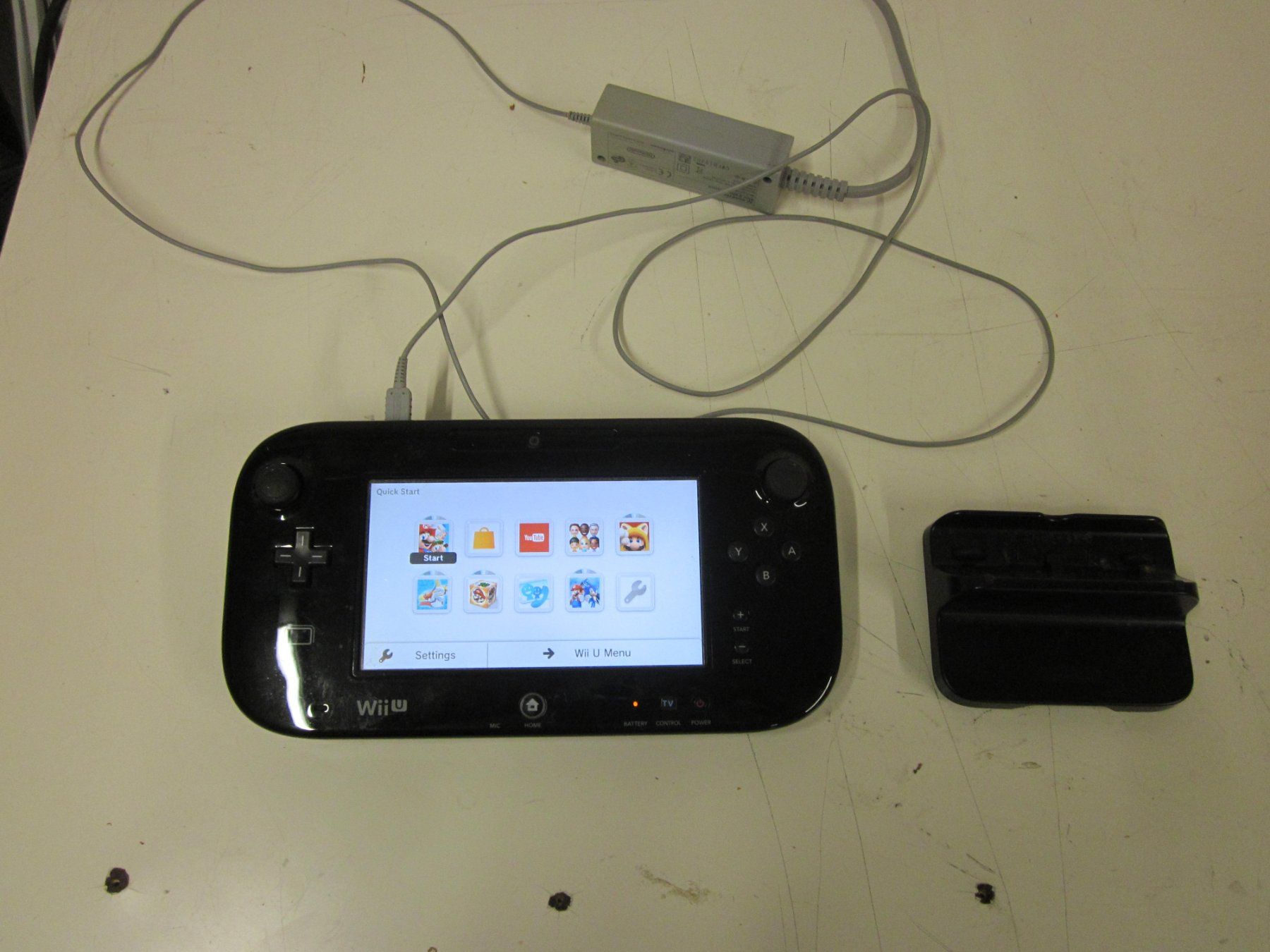 Nintendo Console: NINTENDO WII U Portable Console – Usato da Grand-lancy venduto da kohler333