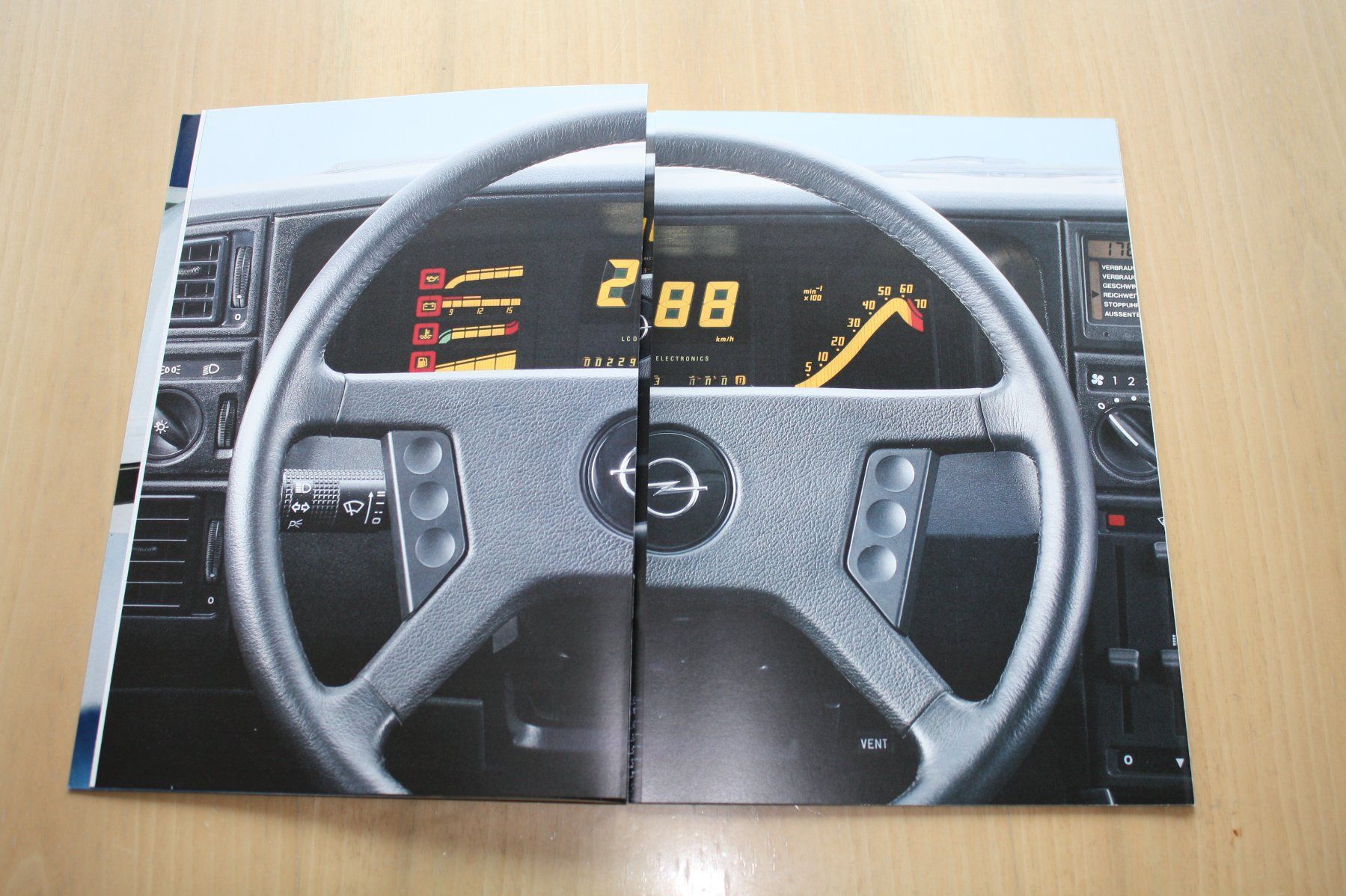 Opel Documenti: Opel Monza Prospekt 1985 – Usato da Wikon venduto da erwin400 2