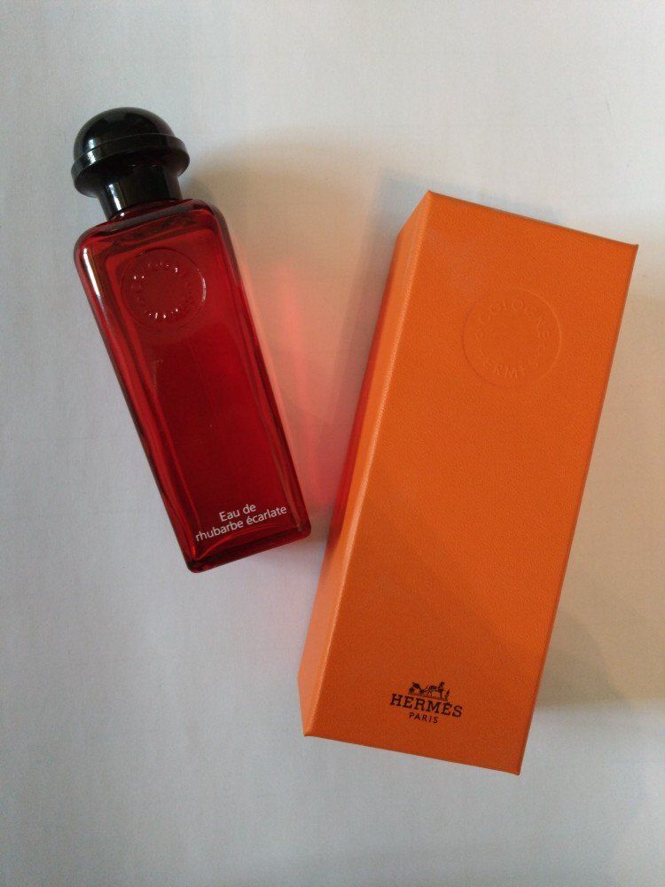 Hermès Parfums & Eau de Toilette: Eau de rhubarbe éclarante Hermés – D'occasion à Gümligen par Krise 1