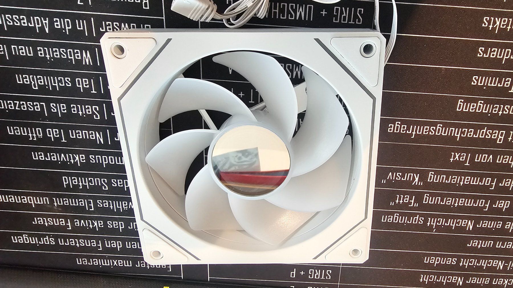 Custodie: 3 x 120mm Gehäuselüfter – Nuovo (secondo la descrizione) da Hägglingen venduto da Ingii