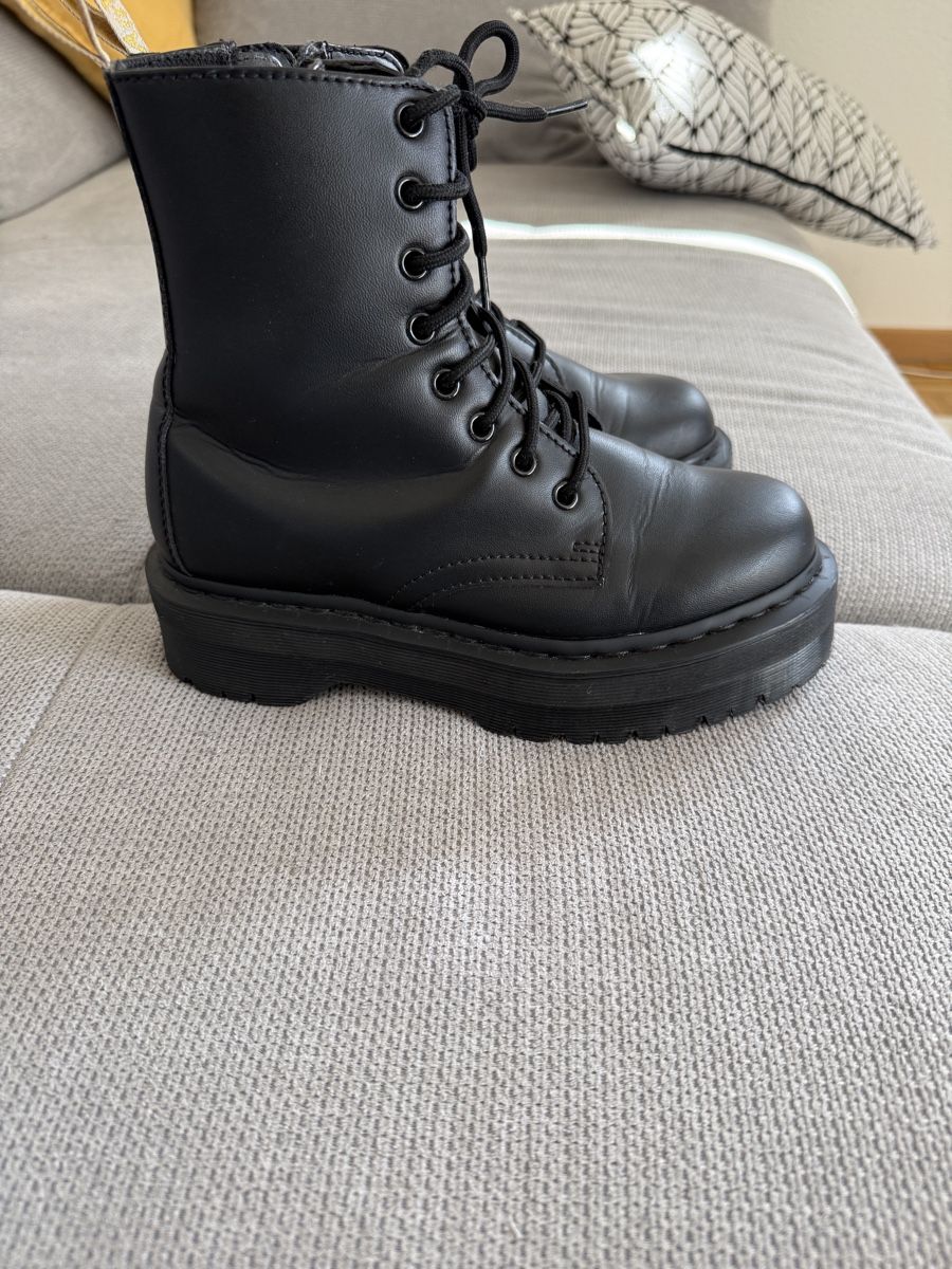 Dr. Martens Scarpe da donna: Dr. Martens Gr. 38 – Nuovo (secondo la descrizione) da Oberengstringen venduto da naatasciia_ 2