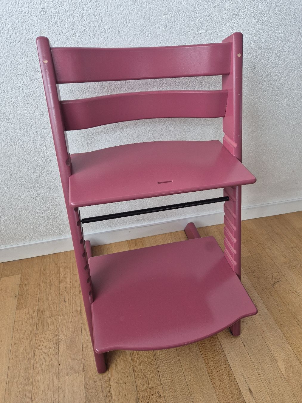 Stokke Seggioloni: TrippTrapp Heather Pink mit Babyset und Tasche – Usato da Spiez venduto da LiquidFrog 2