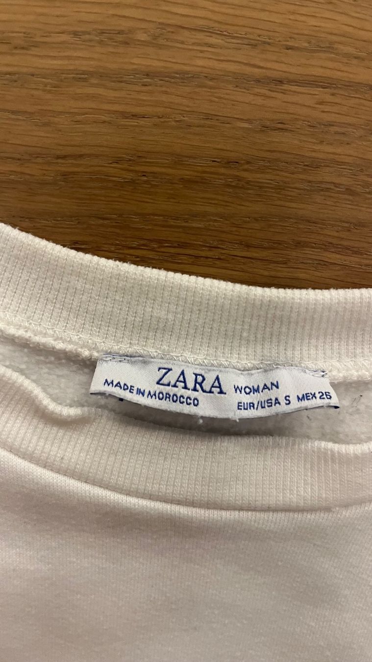 Zara Pulls & Sweat-shirts: Zara white pullover - size S – D'occasion à Tannay par EllaSF 1