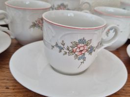 8 tasses 6 sous-tasse porcelaine Villeroy et Boch C65