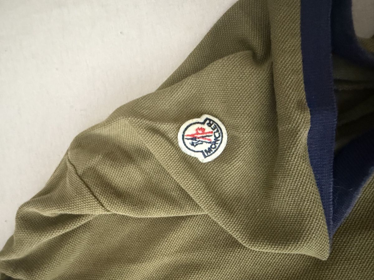 Moncler Polo-Shirts: Polo Moncler – Neu (gemäss Beschreibung) aus Bulle von Laetitia84 3