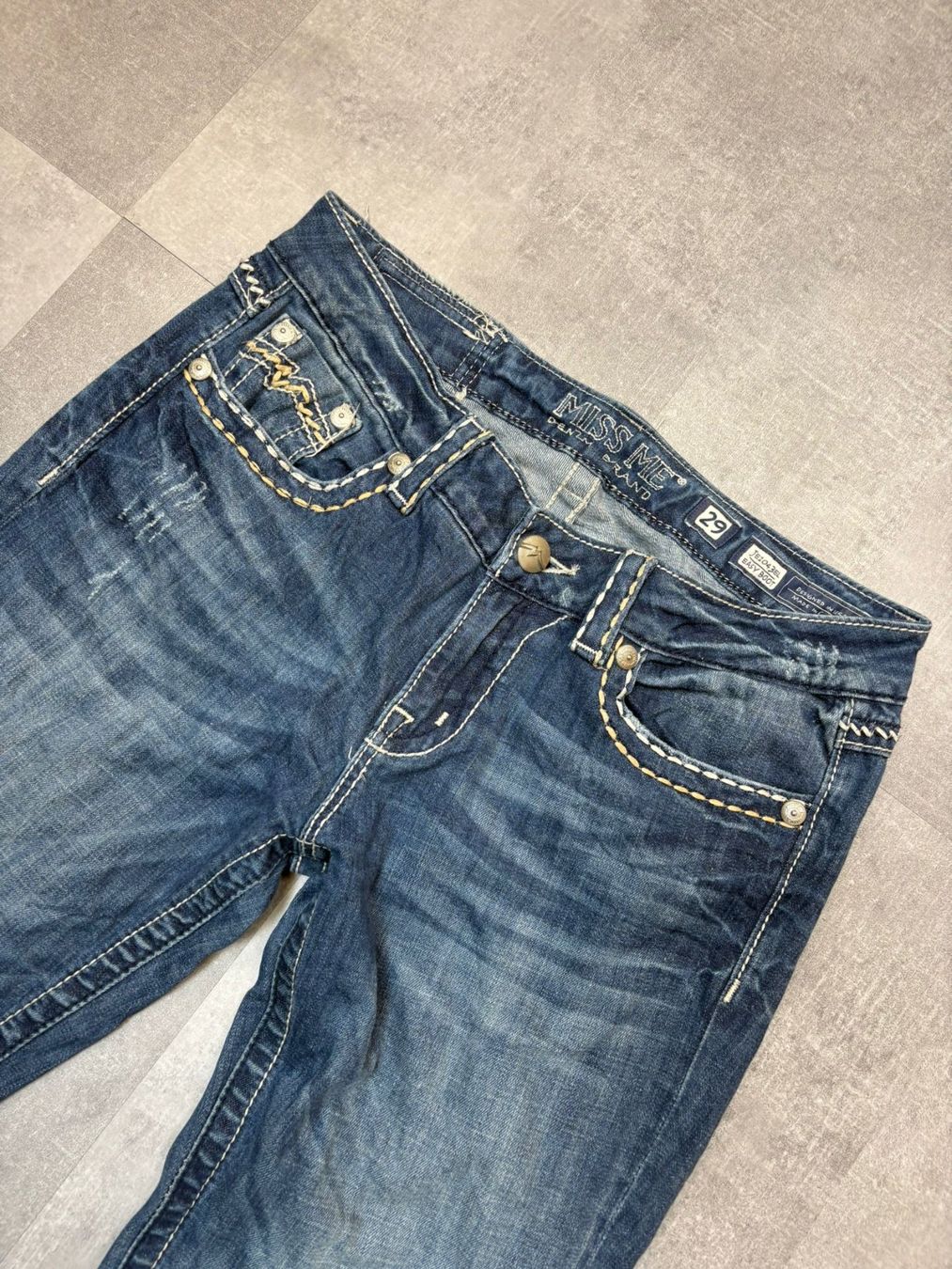 Jeans: Miss Me Bootcut Jeans - Grösse M/29 – Nuovo (secondo la descrizione) da Werdenberg venduto da hase.vintage 3