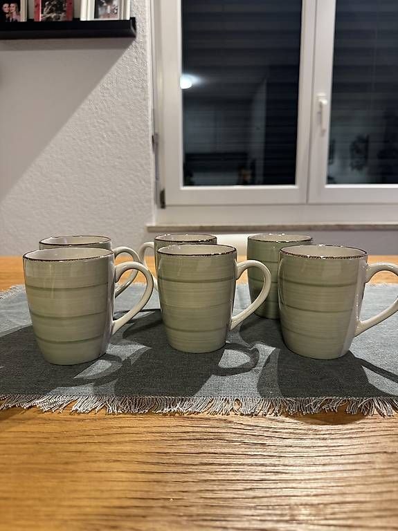 Tazze: Kaffeetassen Mäser Lumaca Grün – Usato da Eglisau venduto da sorayaliisa