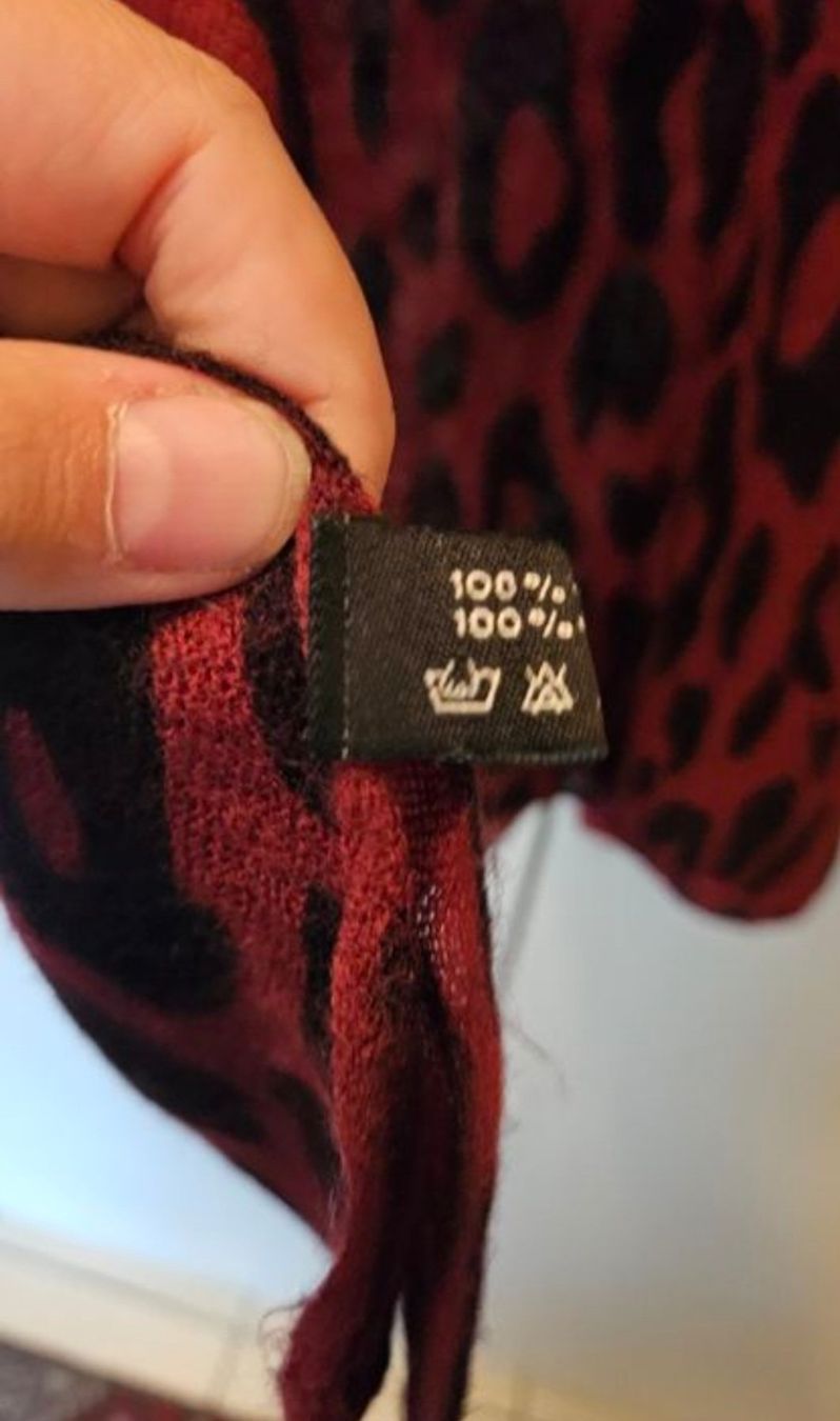 Foulard & Sciarpe: Sciarpa maculata rossonera in viscosa – Usato da Melano venduto da H-Sara 1