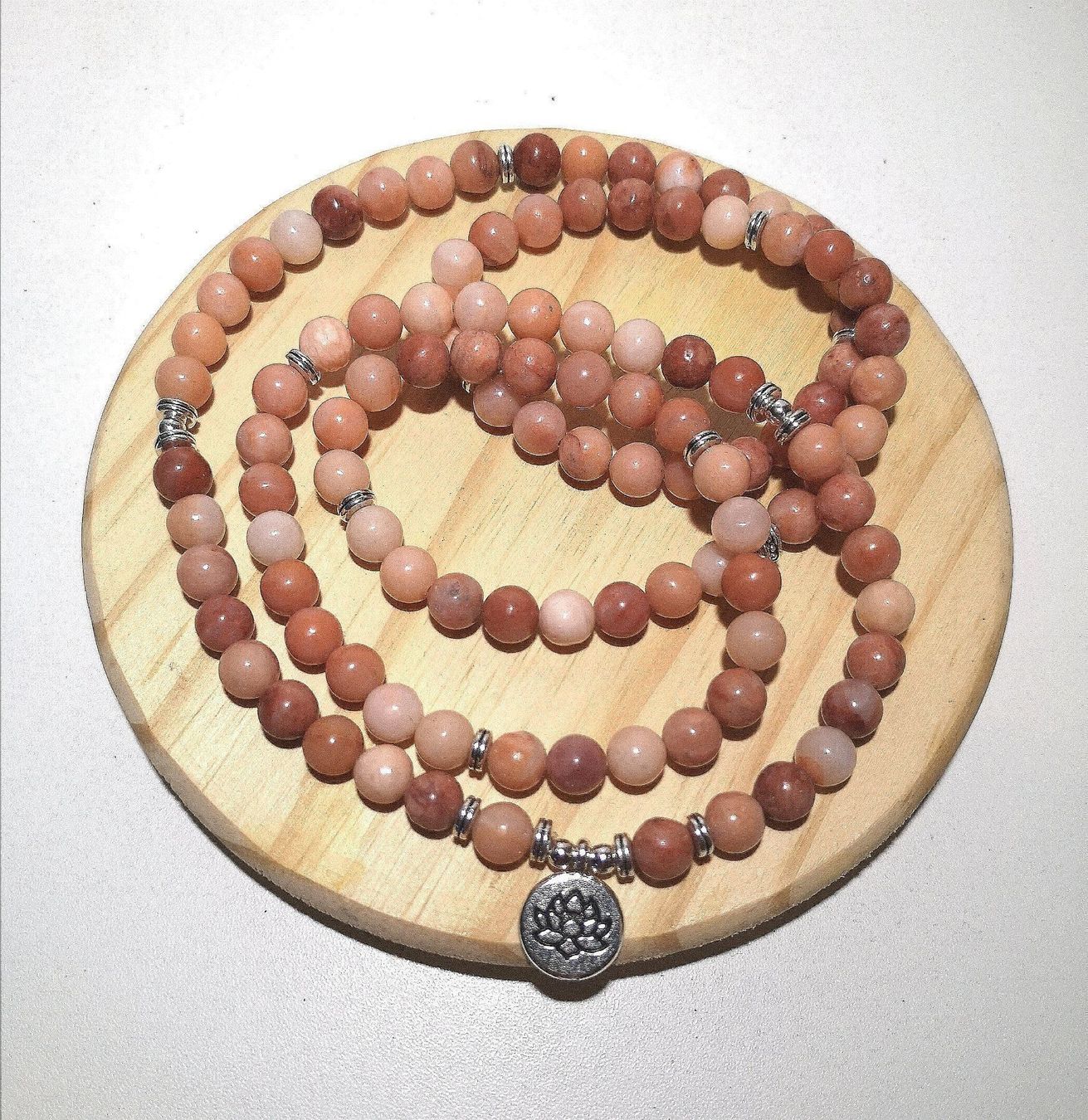 Bracciali & Braccialetti: 108 Mala Wrap Lotus Armk. - Spendenaktion – Nuovo (secondo la descrizione) da Unterkulm venduto da Nachtigall 2