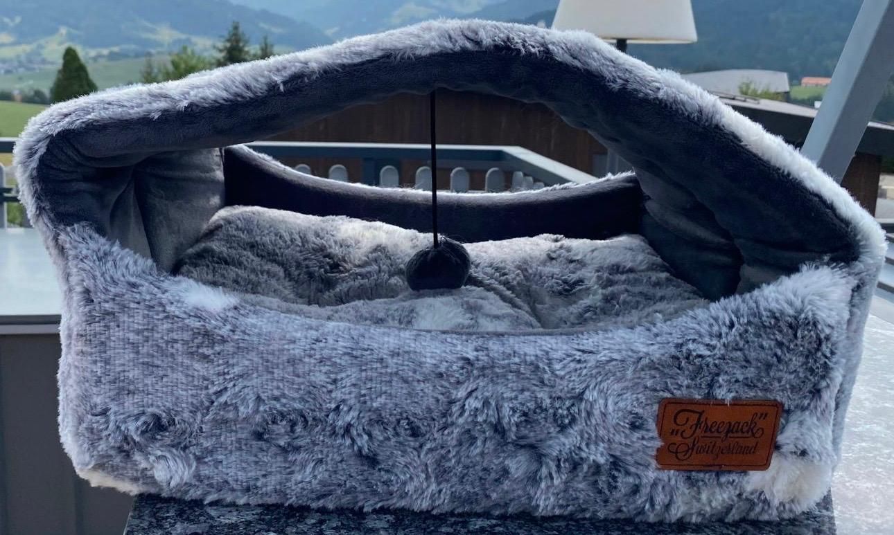 Liege- & Schlafplätze: Flauschiges Katzenbett – Neu (gemäss Beschreibung) aus Gränichen von sol_k5zp 1