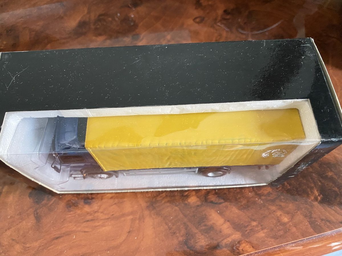 Mercedes-Benz Modellini d'auto: Mercedes Benz Atego Dachser – Nuovo e nell'imballaggio originale da St. Margrethen SG venduto da Alfista_159 2
