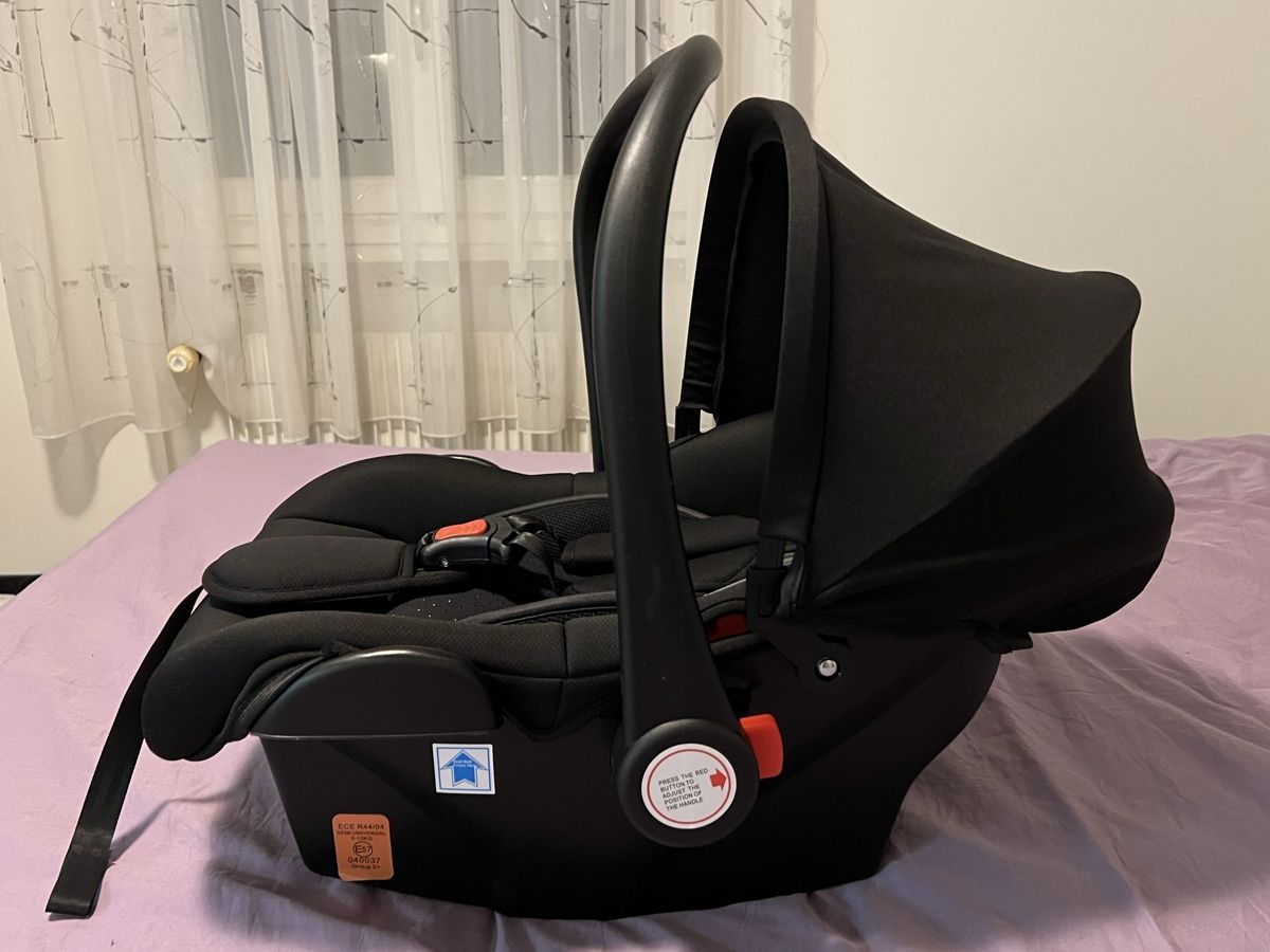 Seggiolini per auto: Babyschale NEU – Nuovo e nell'imballaggio originale da Knonau venduto da Gysii 3